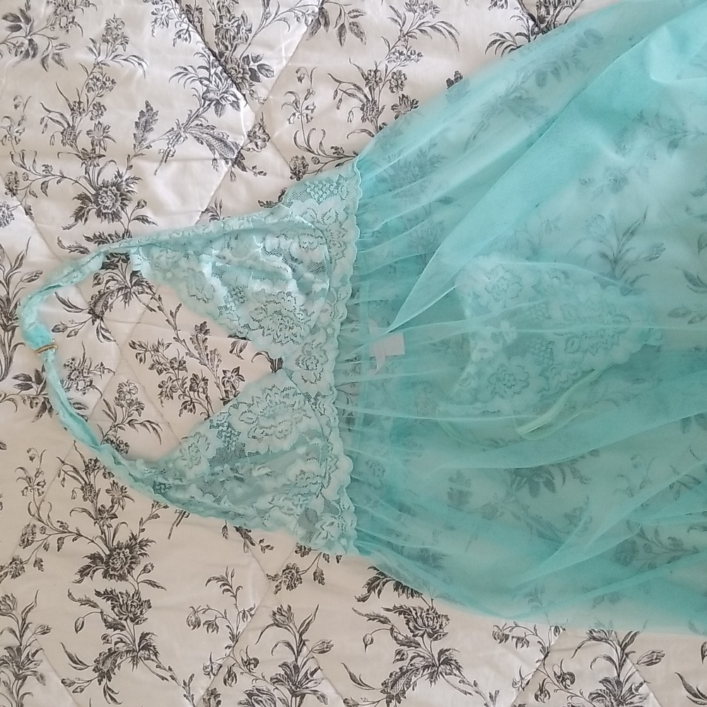 XX SOLD XX Victoria Secret babydoll set